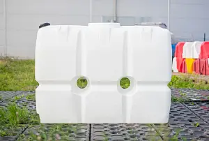Пластиковая емкость ЭкоПром SK 2000 oil (Белый) 5